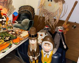 Thanksgiving blowmolds, pilgrim blowmolds, turkey blowmolds 