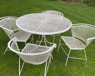 Outdoor metal patio set