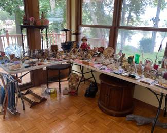 Knickknacks Candles, cats , birds 