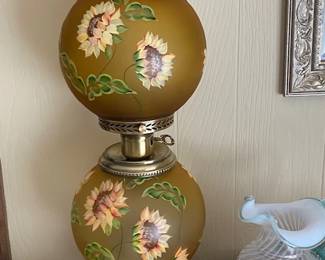 Fenton Gone with the Wind table lamp