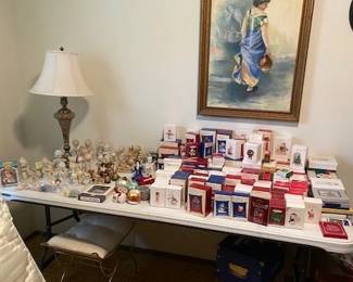 Precious Moments, Hallmark ornaments, Washington ornaments, painting by Ola Bennett