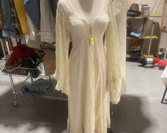 late 1970's Gunne Sax dress (tiny!)