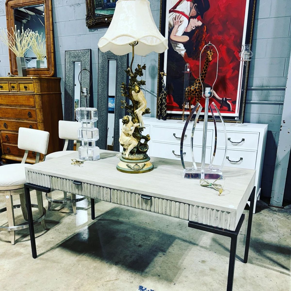 Hekman Desk, Lamps and Artwork Orlando Estate Auction