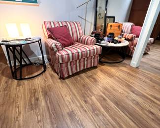 Great pair o’ plush chairs and a modern metal and wood matched coffee table & side table. 