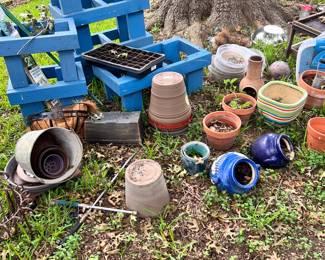 Pots! We got the pots that can help you get growing!