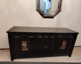 MCM - BUFFET SERVER - $60