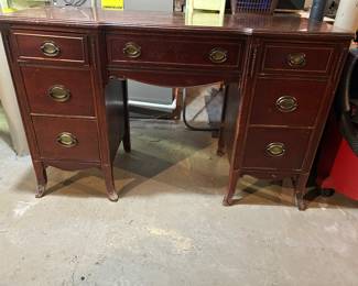 Mahogany vanity 