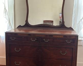 Mahogany dresser with mirror 