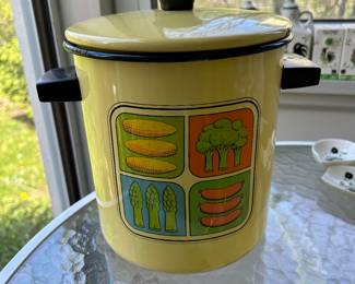 Yellow Enamelware Vegetable Steamer 
