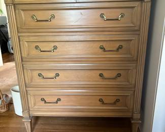 MCM dresser