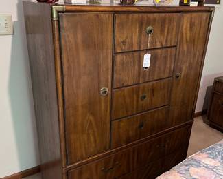 Drexel Dresser 