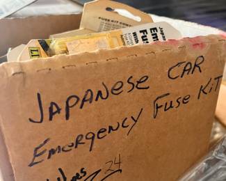 24 pcs Japanese car emergency fuse kit