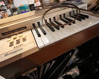 VIntage Magnus Electric Chord Organ