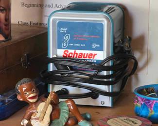 Shaier Battery charger 