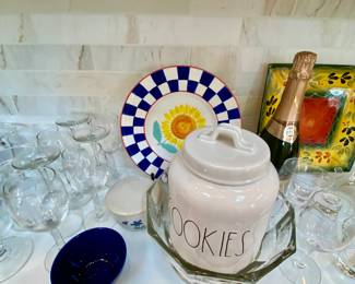 Canister set for cookies