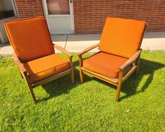 We have at least 10 of these mcm chairs in orange and turquoise 