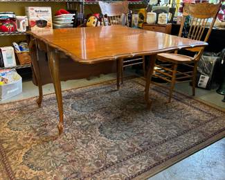 Beautiful Maple Deep Drop Leaf Provincial Table. Another great rug.