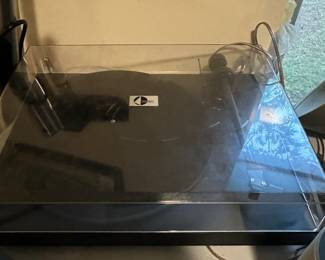 Pro-ject P 1.2 Turntable