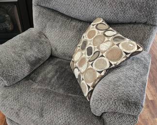 Franklin Recliner B