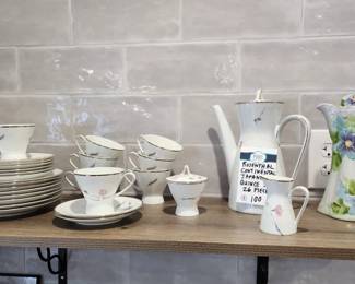 Rosenthal Continental Japanese Quince porcelain set