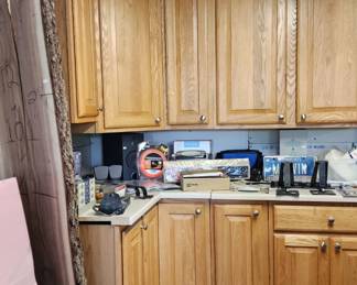 Cabinets of drawers unfinished