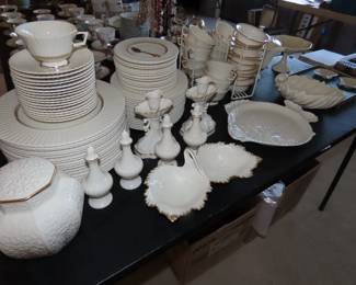 Lenox "Cretan" dinner service.