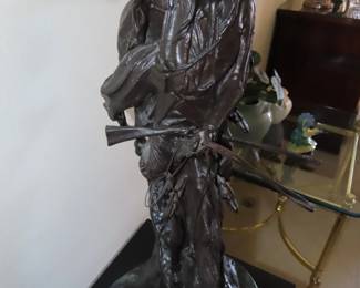 Frederic Remington bronze. "The Mountain Man".