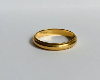 14 karat gold ring
