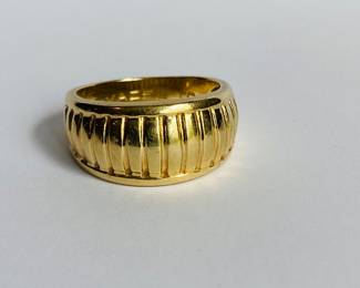 14 karat gold ring