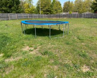 Trampoline