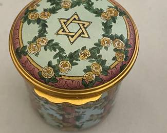 Halcyon Days England enamel pill box