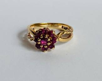 14 karat gold ruby ring