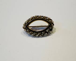 10 karat gold seed pearl enamel pin