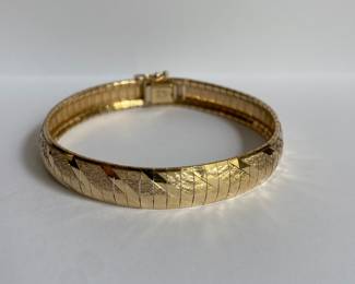 10 karat gold bracelet