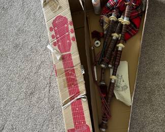Oscar Schmidt by Washburn vintage bagpipes