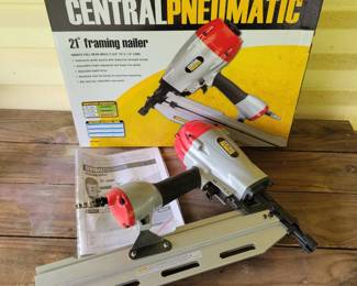 Central Pneumatic Framing Nailer 21° Angle