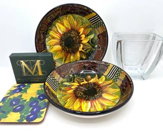 2 New Bowls, Glass Vase & 3 Metropolitan Museum Of Art Coasters New In Box (1 Missing)
Lot #: 111