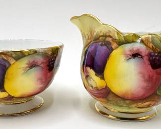 Vintage Aynsley Bone China Creamer & Small Bowl With Gold Trim, England
Lot #: 63