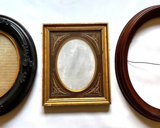 3 Vintage Picture Frames: Carved Wood Oval, Wood Oval & Art Deco Style
Lot #: 126