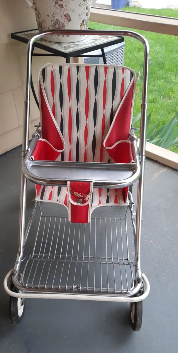 Vintage 1959 Taylor Tot Stroller
pic 1 of 2