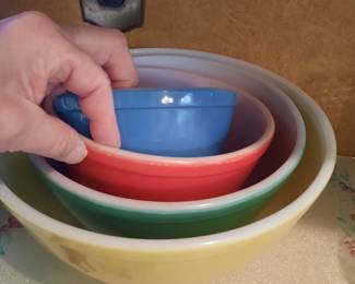 1950's Pyrex Colonial Mist Bowl Collection Mid Century