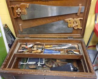 Vintage Wood Toolbox, Large Size pic 2 of 2