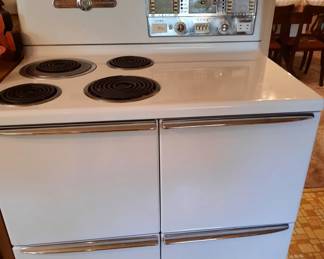 
Vintage Hotpoint Stove
Pic 1 of 4