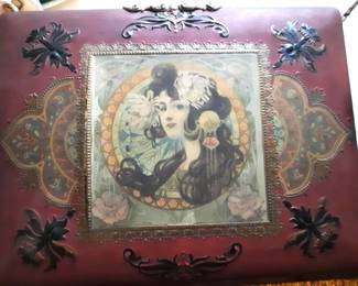 Victorian Photo Album
 pic 1 of 2