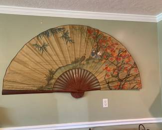 Large Asian fan 