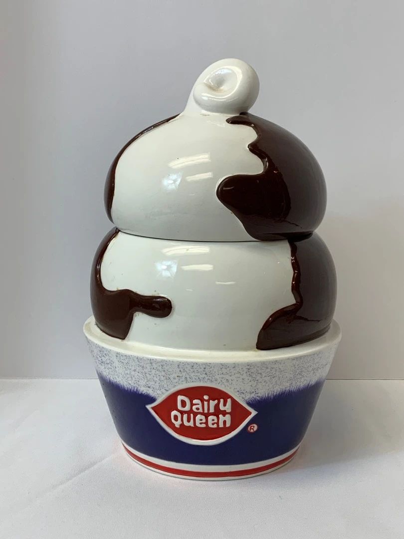  001 Dairy Queen Ice Cream Sundae Cookie Jar