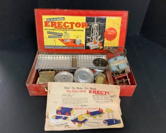  004 Vintage Erector Set