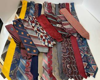 Ties Including Starcy, Van Heusen Don Loper