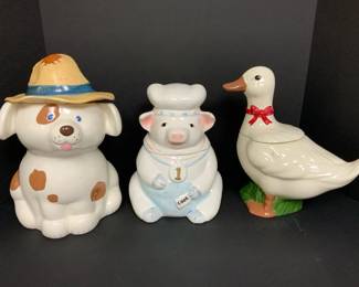 Animal Themed Cookie Jars Including Treasure Craft