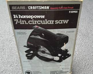 7-in circular saw 11/2 horsepower